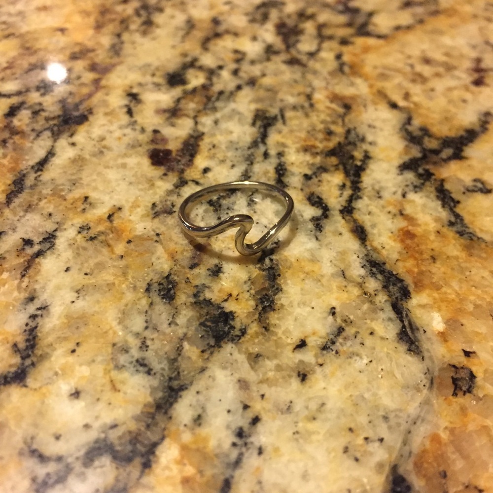 Ocean wave silver ring - Picture 5 of 6